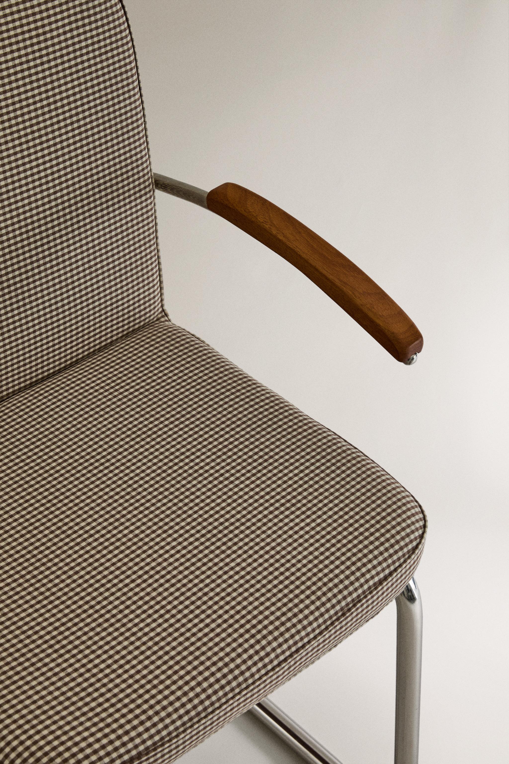 CHILDREN'S VINTAGE CHROME CHAIR