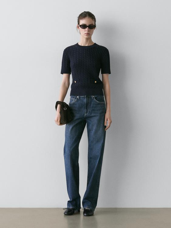 Short sleeve cable-knit sweater