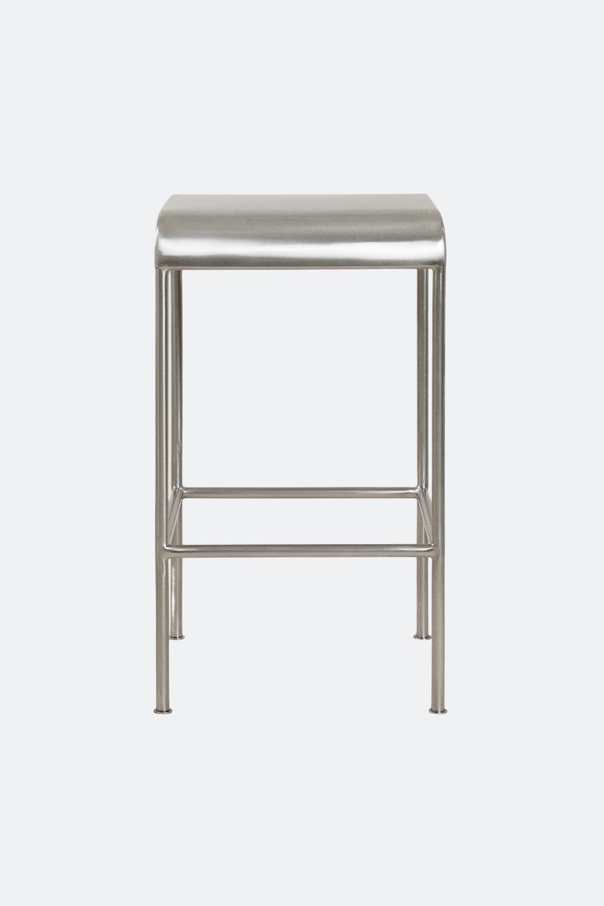 ZARA  ステンレス製スツール ZARA HOME ステンレス製スツール