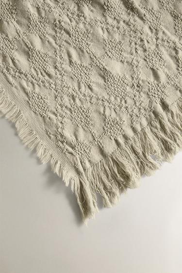 COUVERTURE JACQUARD LOSANGES - Vert clair de Zara - Image 1