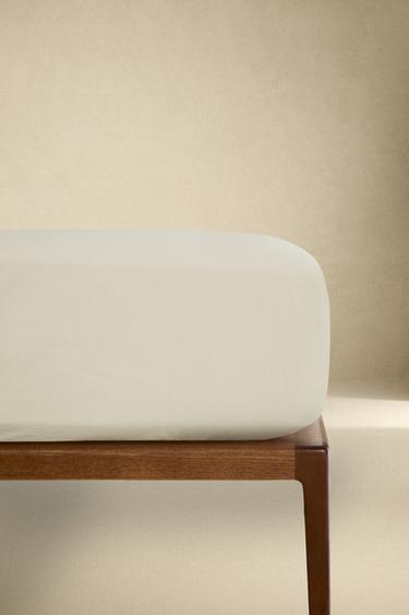 WASHED COTTON PERCALE FITTED SHEET X SOCIETY LIMONTA - Stone by Zara