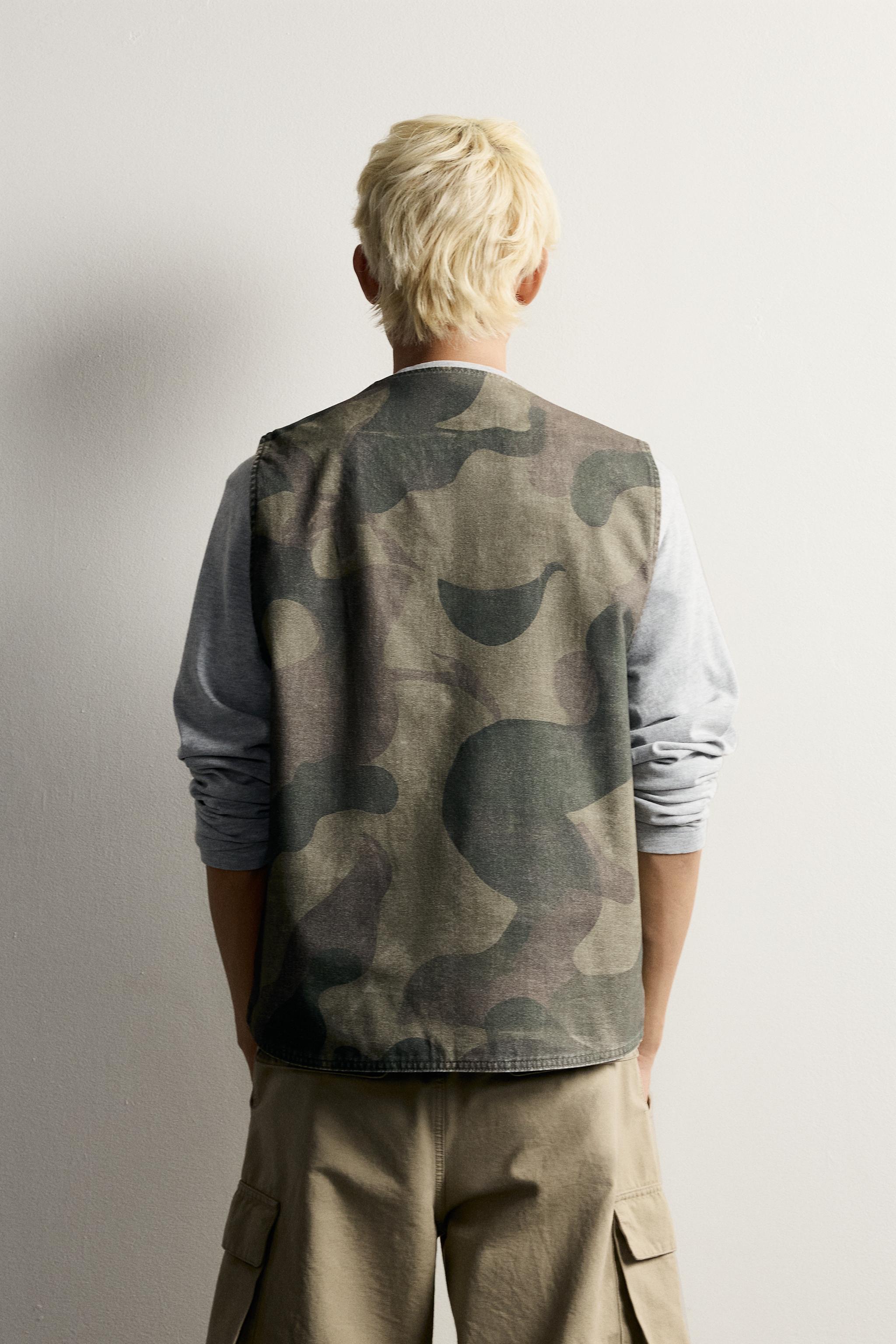 WASHED ABSTRACT PRINT VEST
