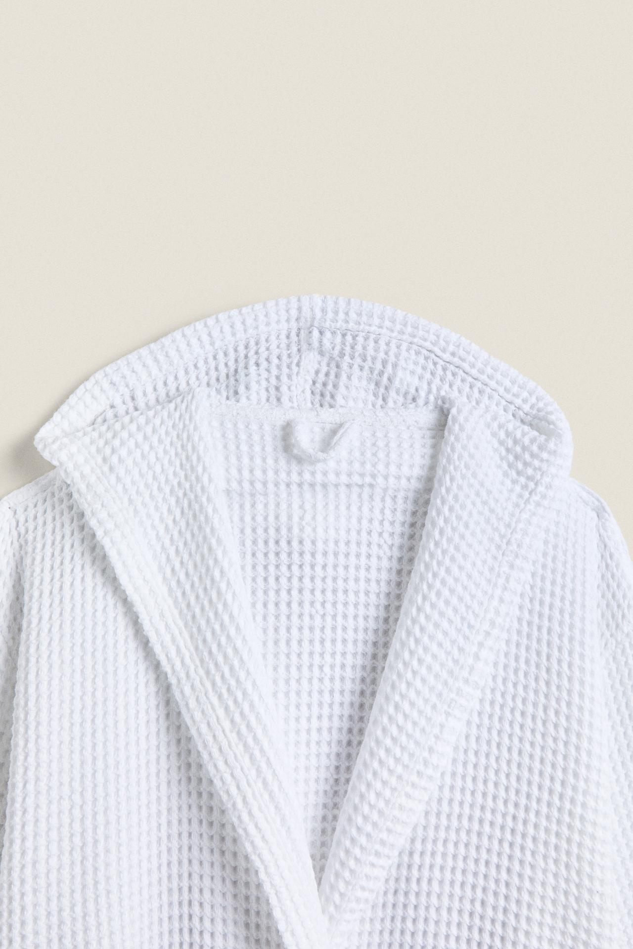 COTTON WAFFLE-TEXTURE BATHROBE — White