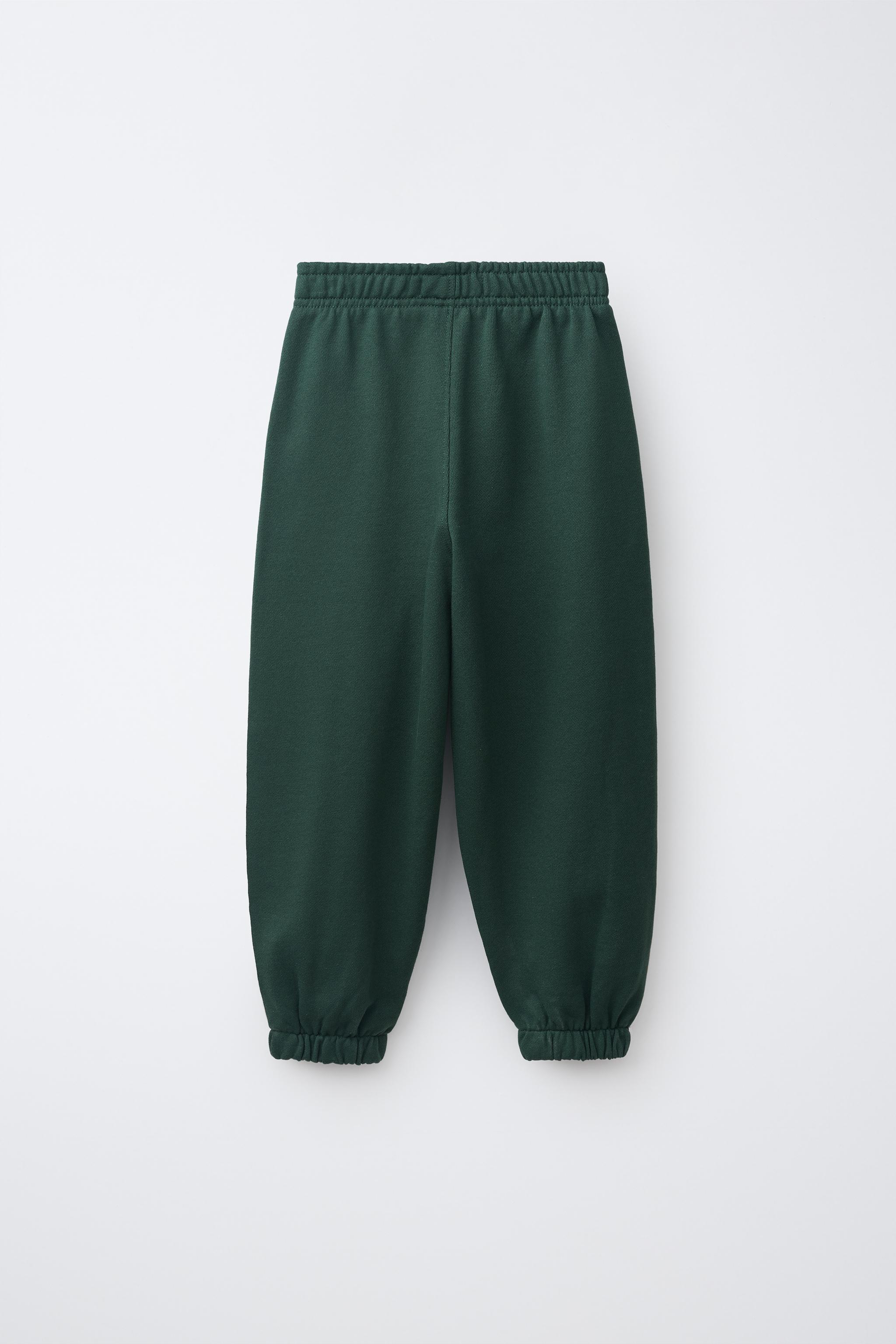 SWEATSHIRT AND JOGGER SET WITH SIDE STRIPES