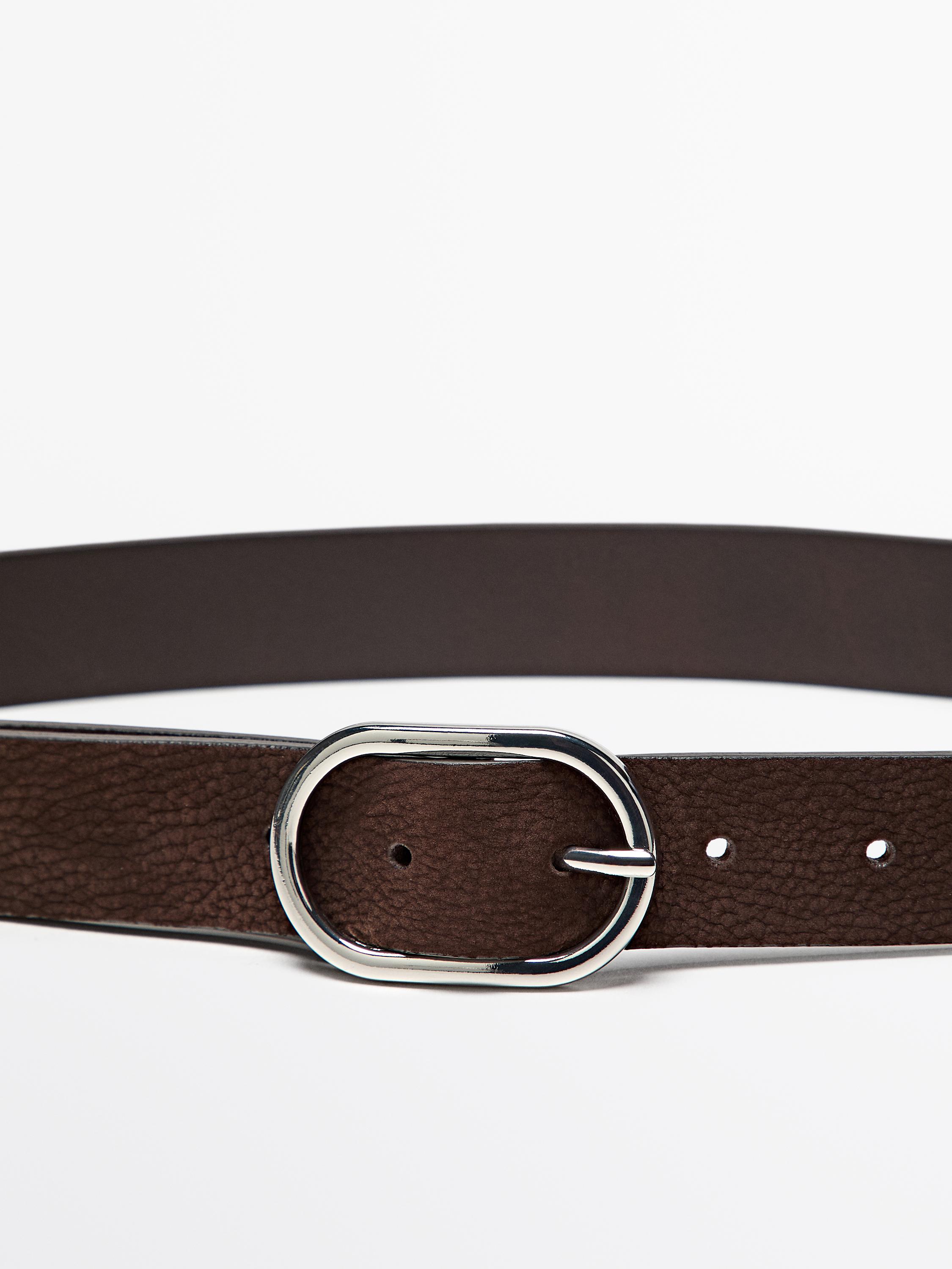 Ceinture boucle ovale en cuir nubuck