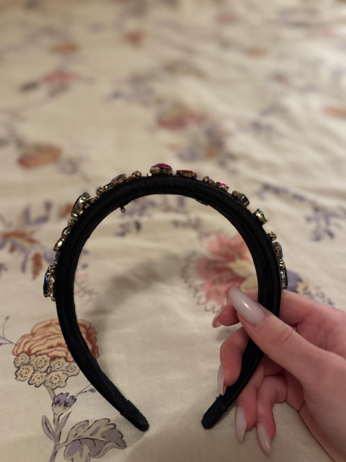 SATIN EFFECT HEADBAND WITH JEWELS - Image 2