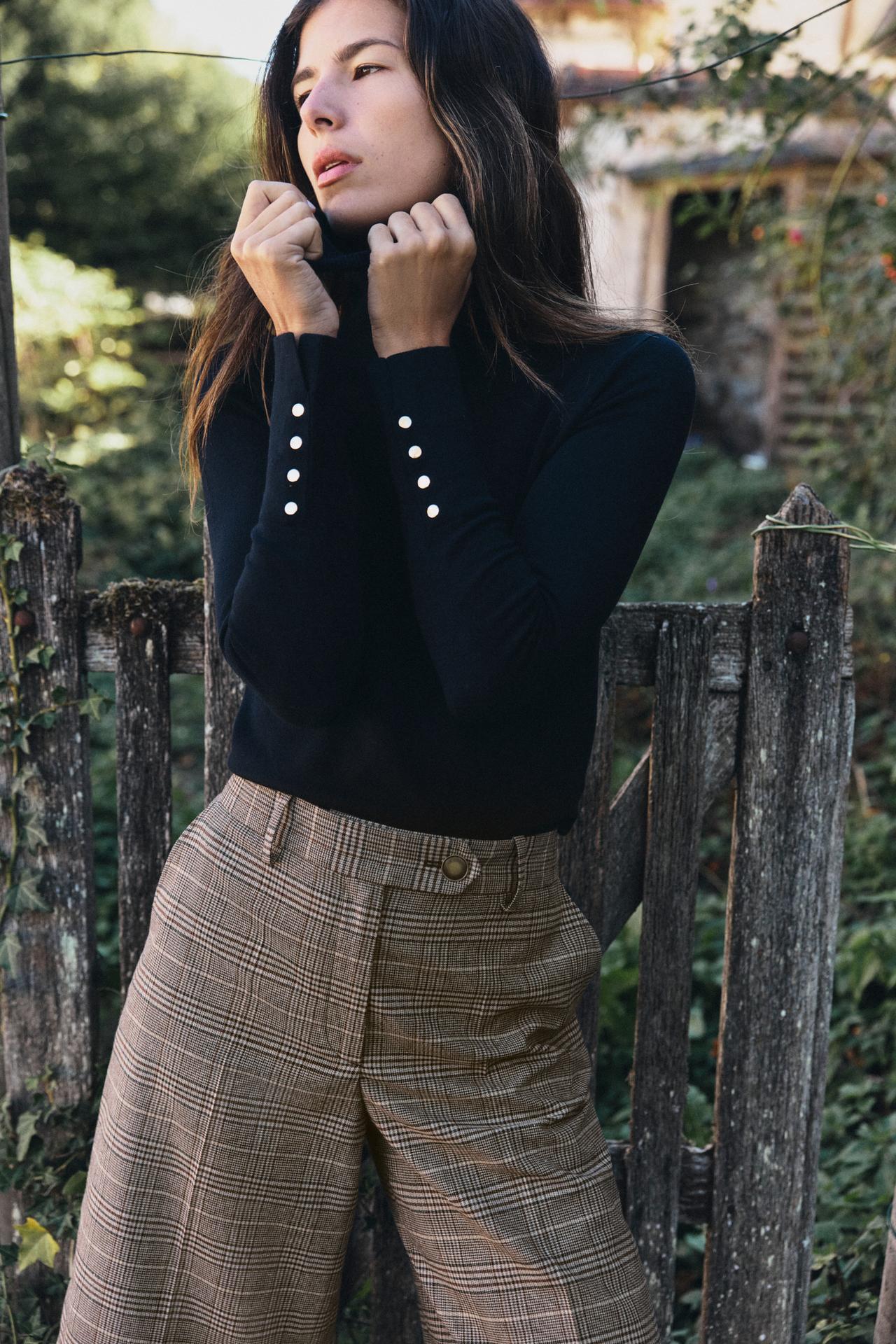 BASIC MOCK NECK SWEATER — Navy blue