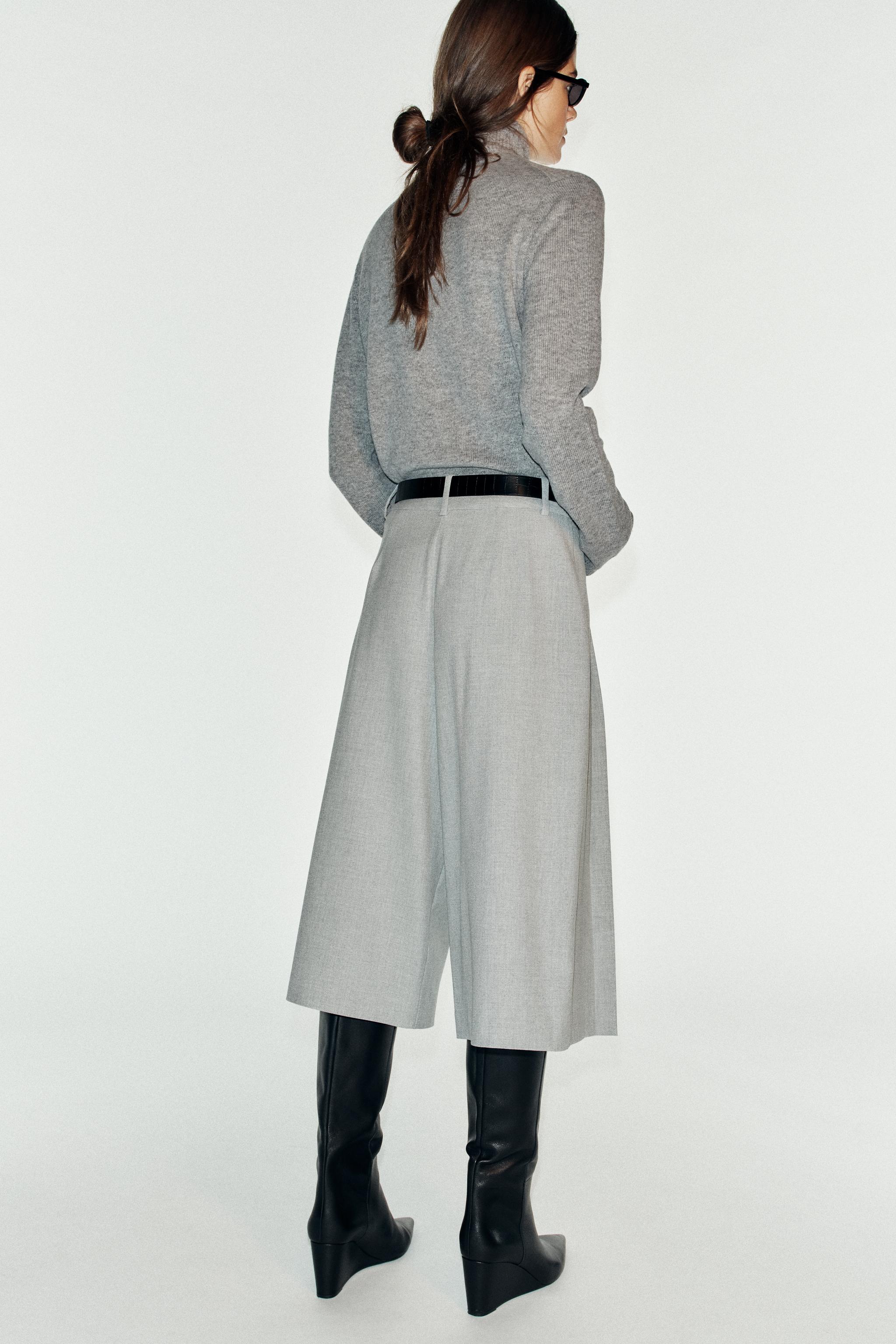 BELTED LONG BERMUDA SHORTS