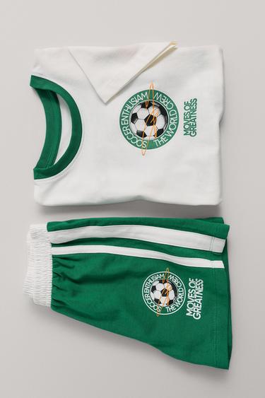 6-14 YEARS / FOOTBALL PRINT PYJAMAS — Green 1