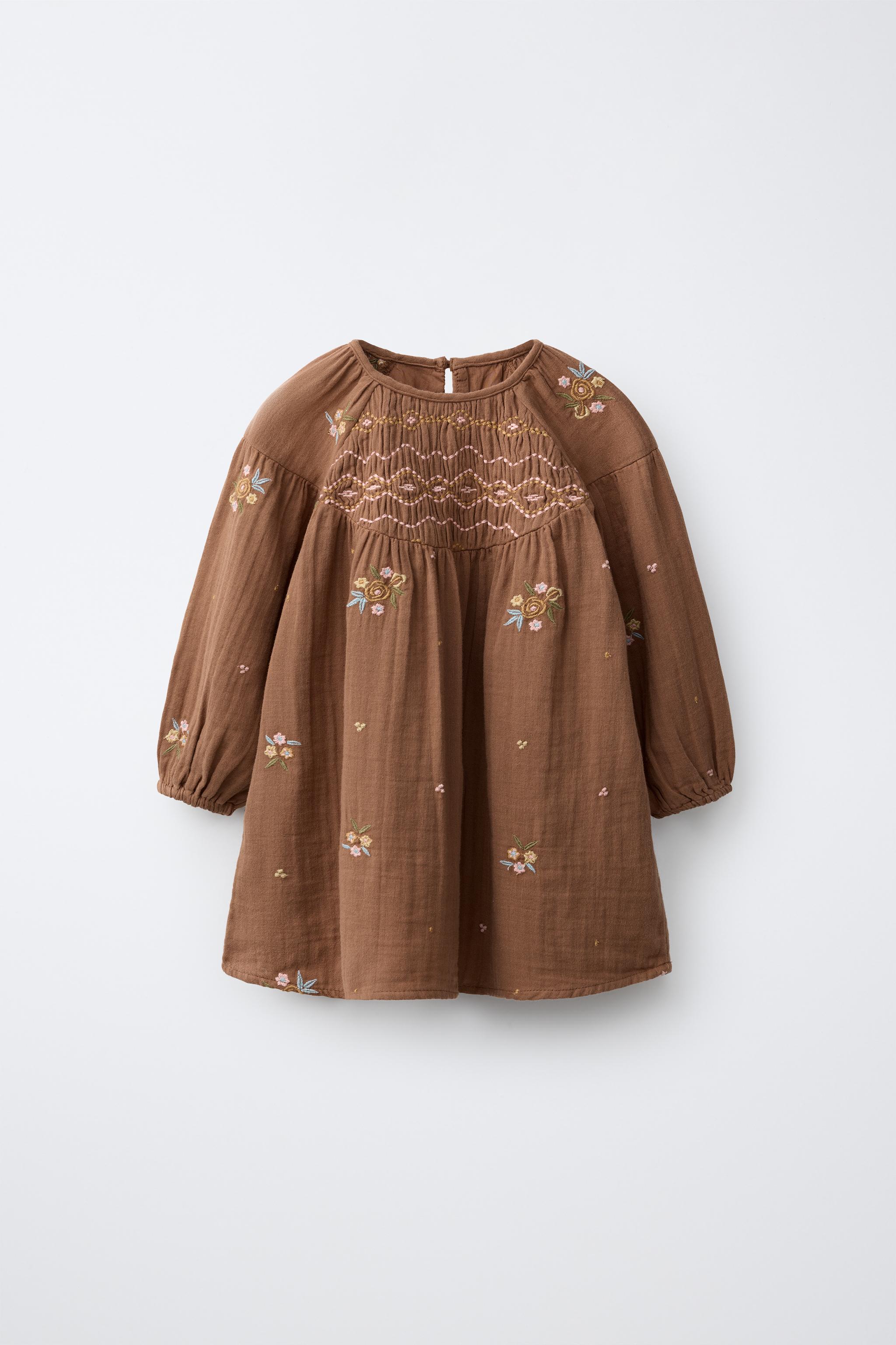 ROBE FLEURS BRODÉES