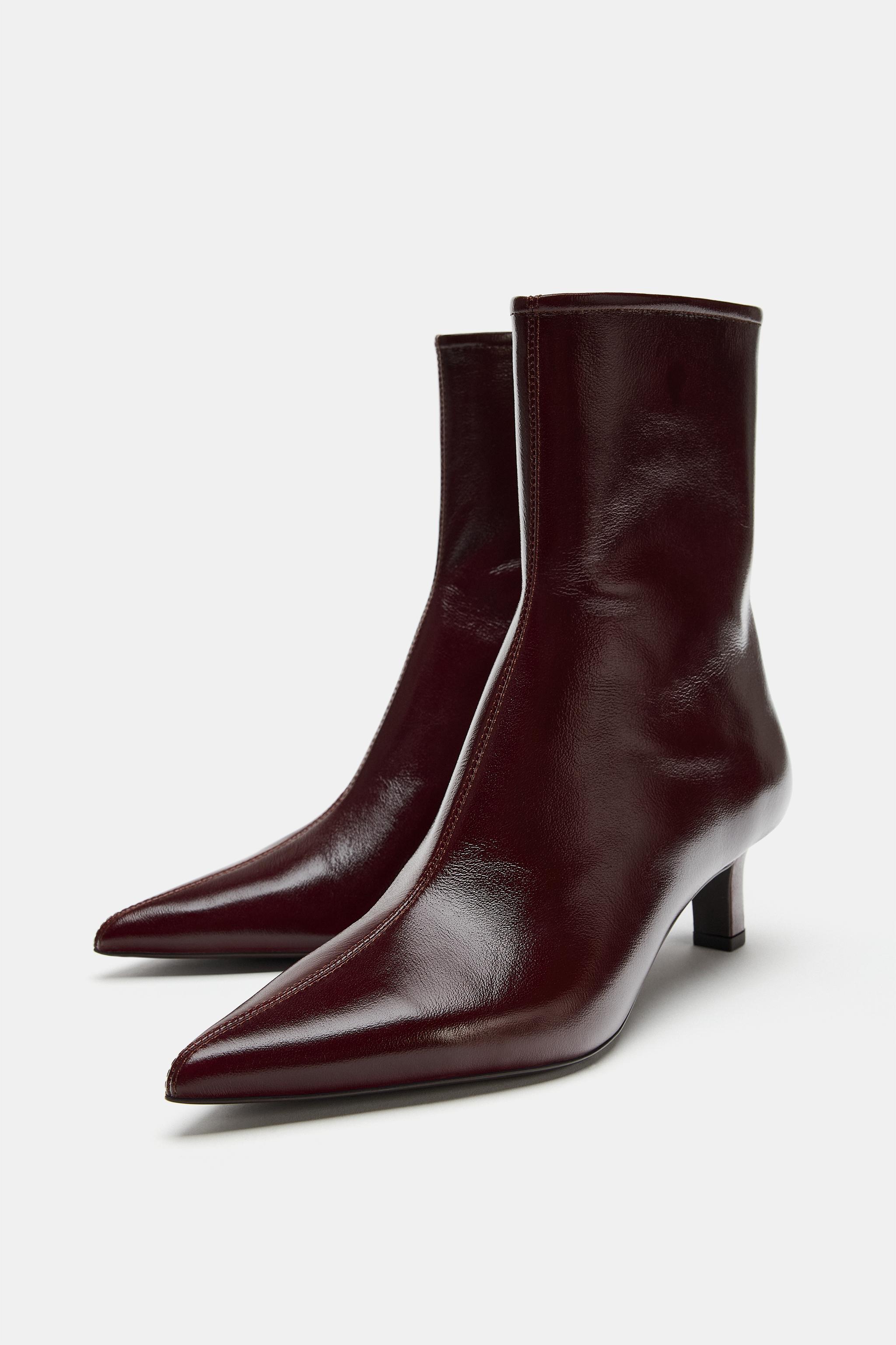 LEATHER WIDE KITTEN HEEL ANKLE BOOTS