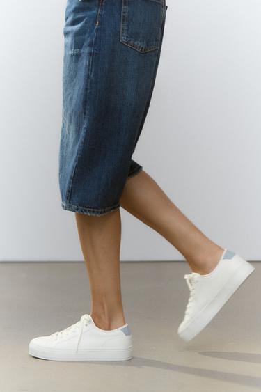SNEAKERS CON RILIEVO - Bianco di Zara - Immagine 0
