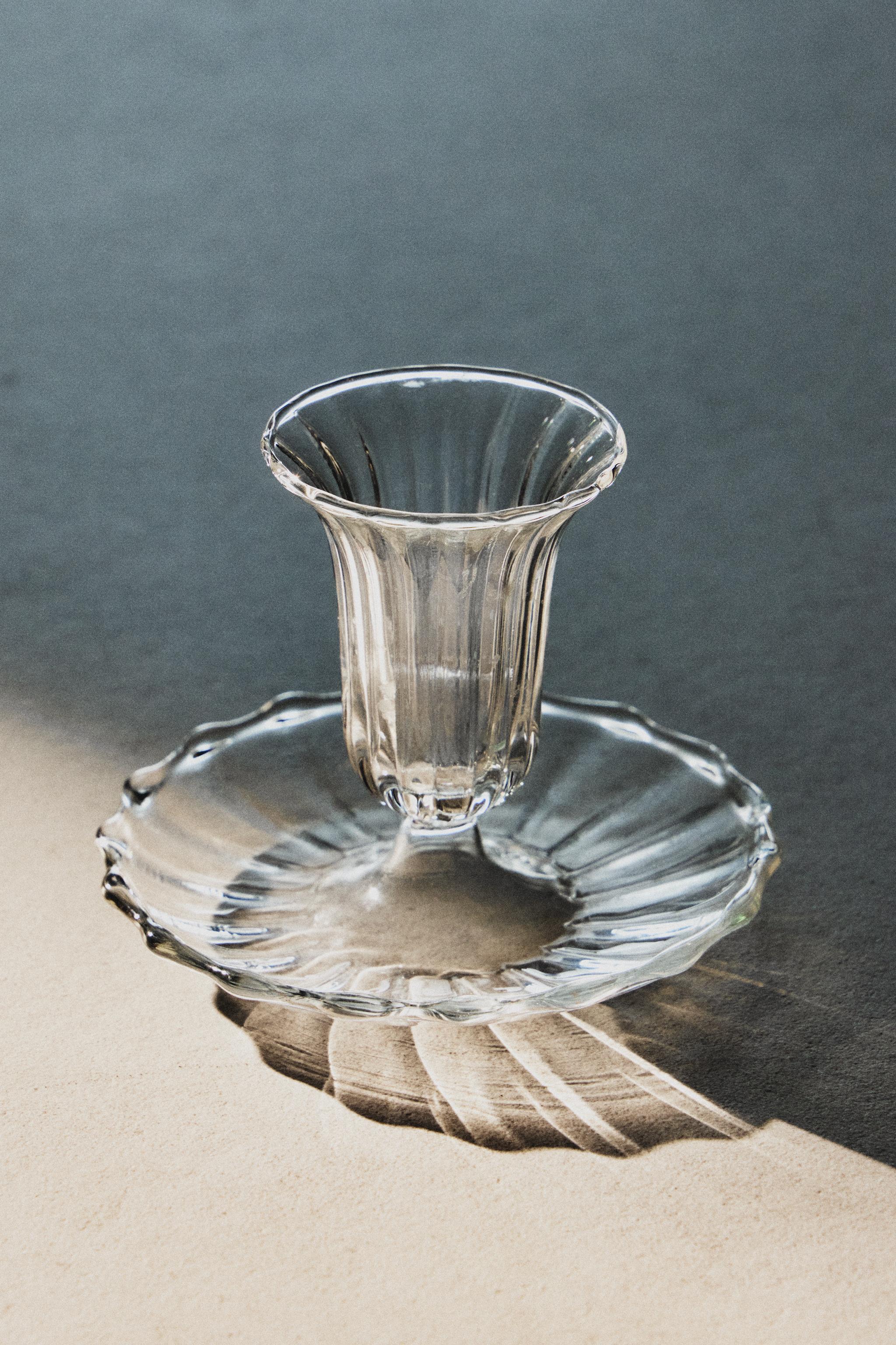 CLEAR GLASS TEALIGHT HOLDER