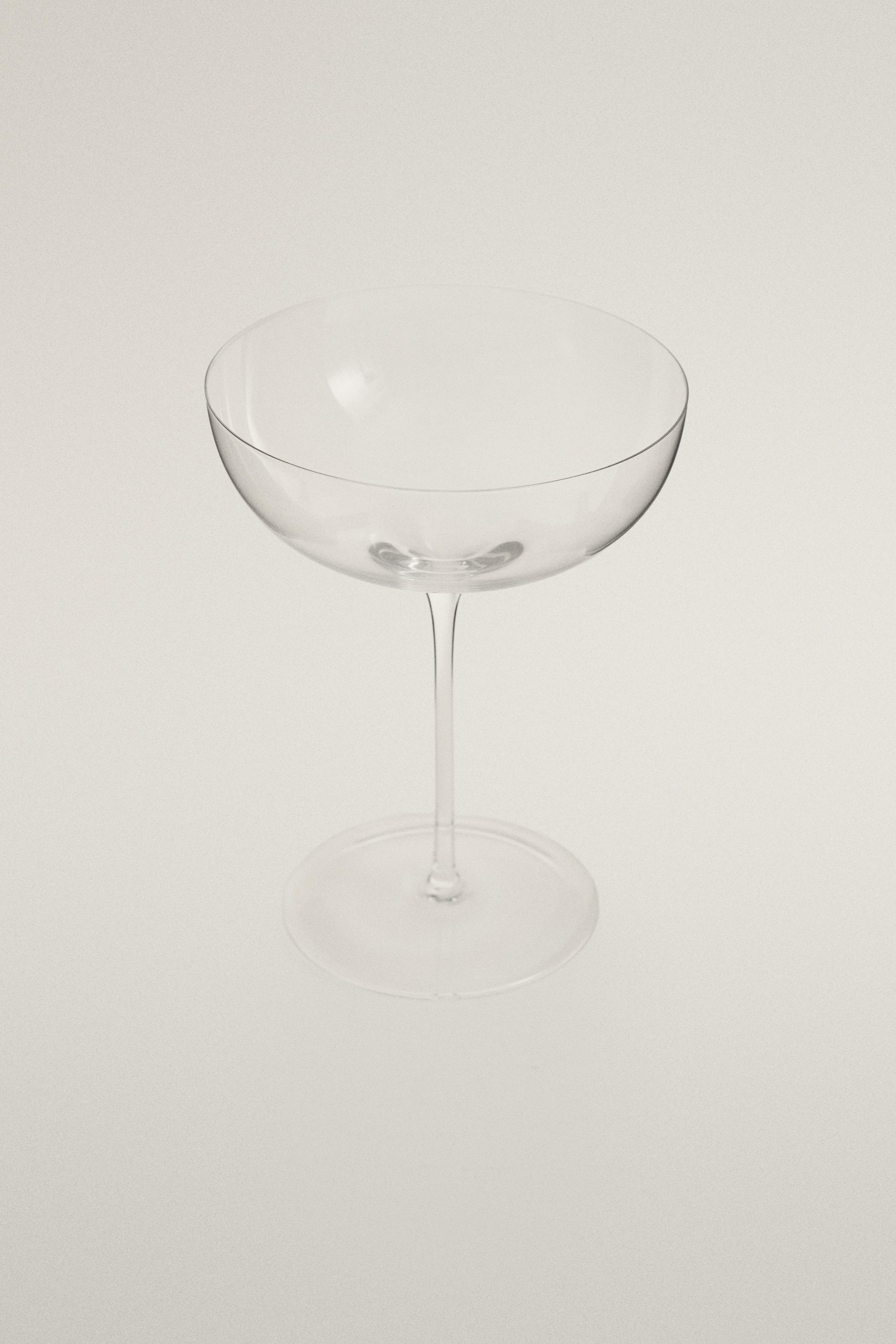 ULTRALIGHT SPARKLING WINE FLUTE — Transparent