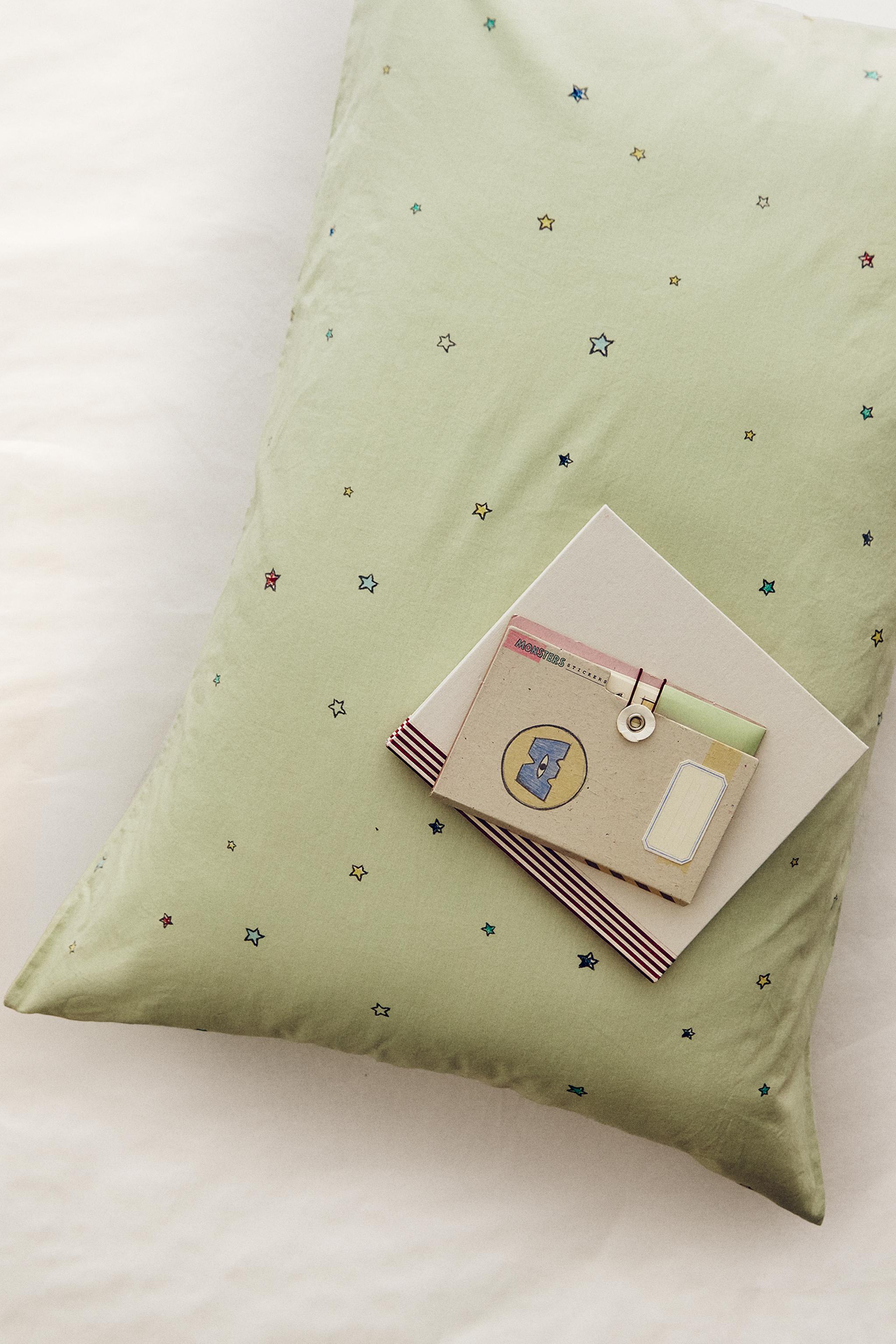TAIE D’OREILLER ENFANT COTON ÉTOILES