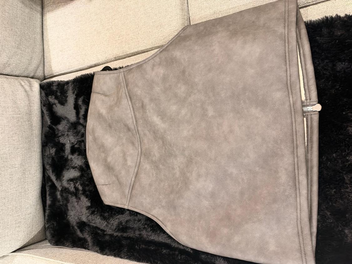DOUBLE FACED FAUX LEATHER VEST - Image 4