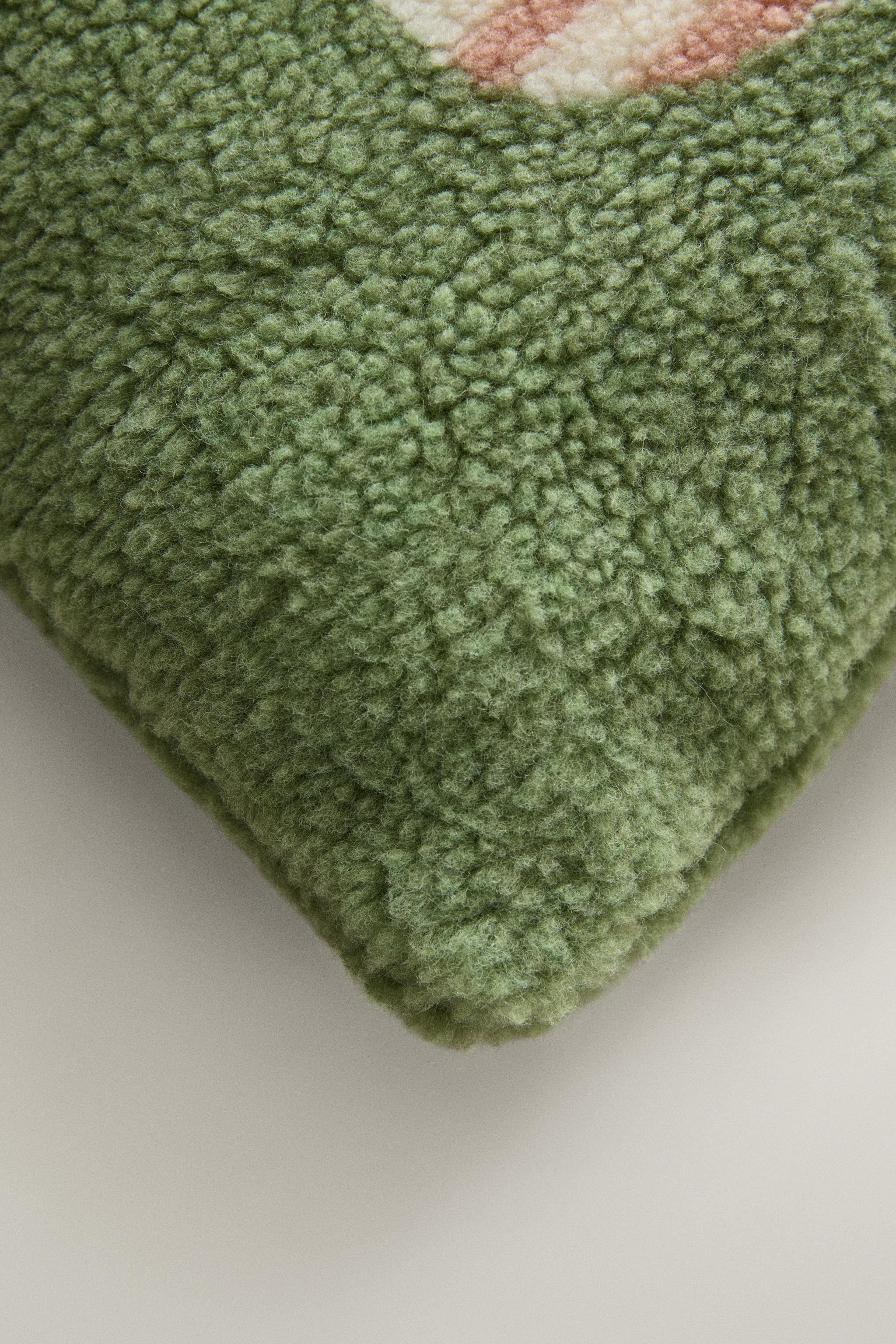 CHILDREN'S FAUX SHEARLING CUSHION WITH S — Light green