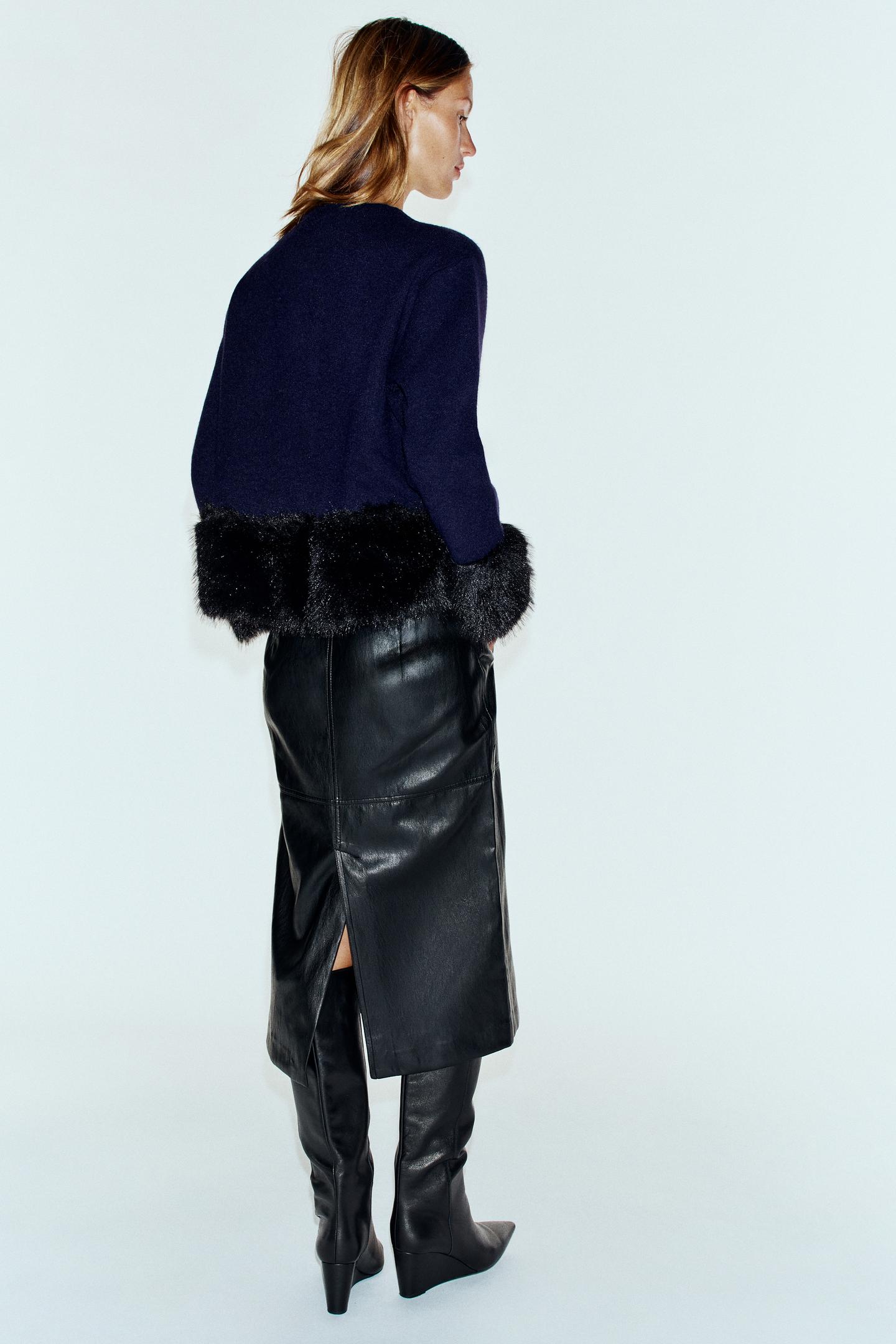 Женская куртка Zara Faux Fur Detail Knit, цвет: Тёмно-синий — фото 5