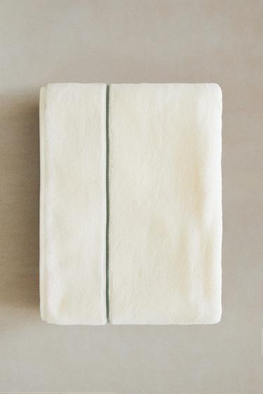 BADEHÅNDKLÆDE MED BRODERET BORT - blågrøn fra Zara