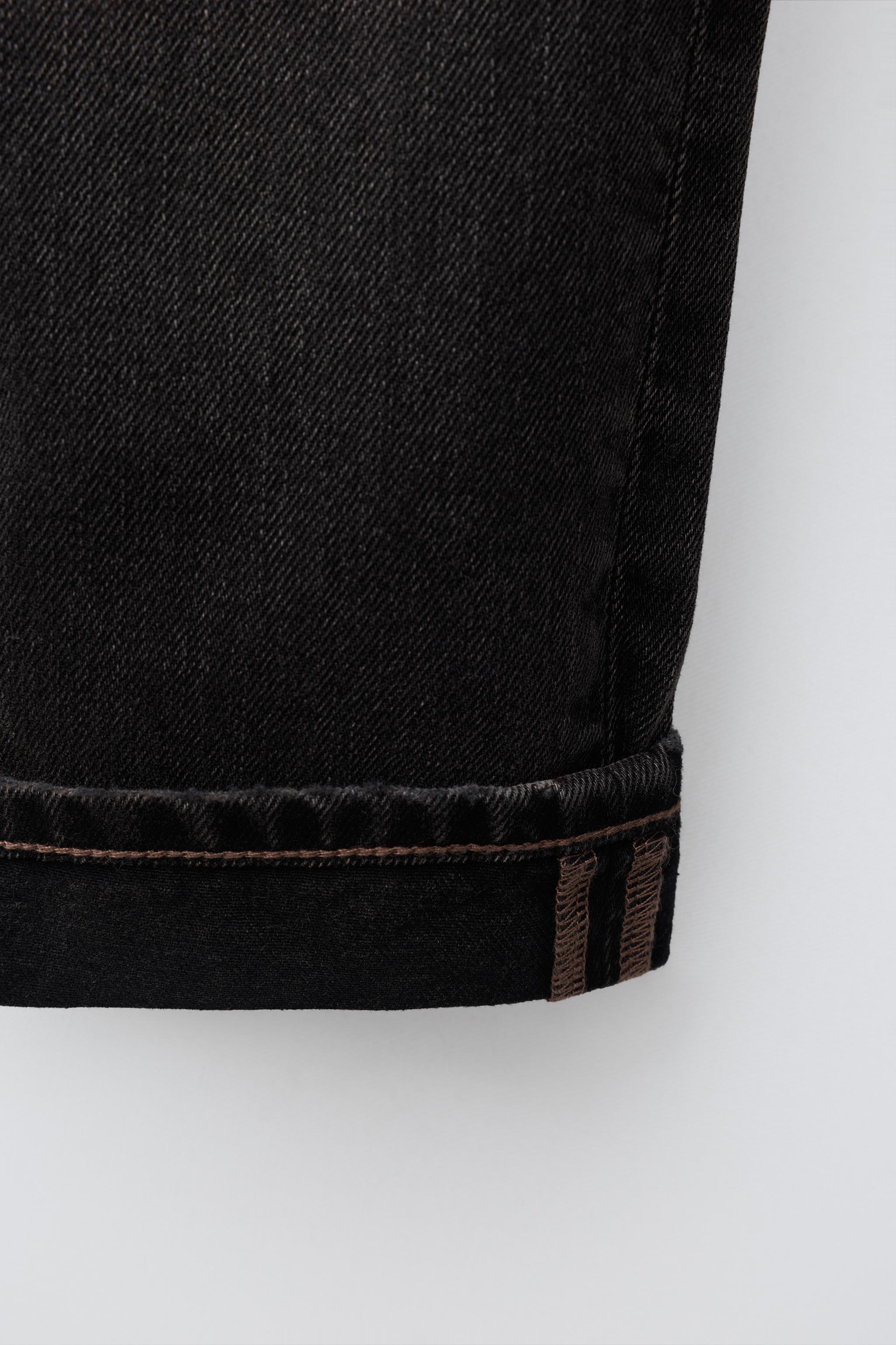 TOPSTITCHED STRAIGHT JEANS