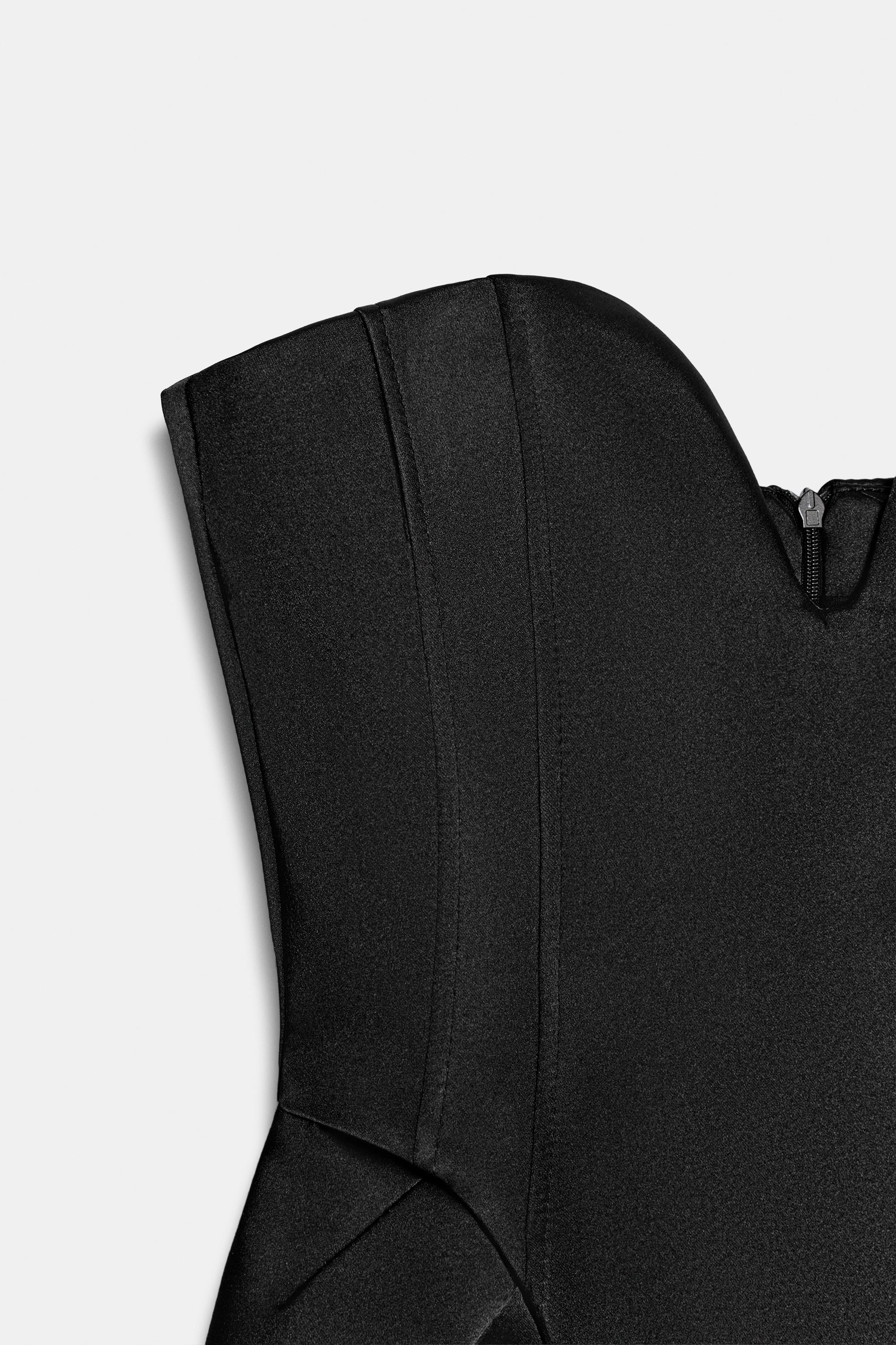 ROBE SATINÉE BUSTIER À VOLUME