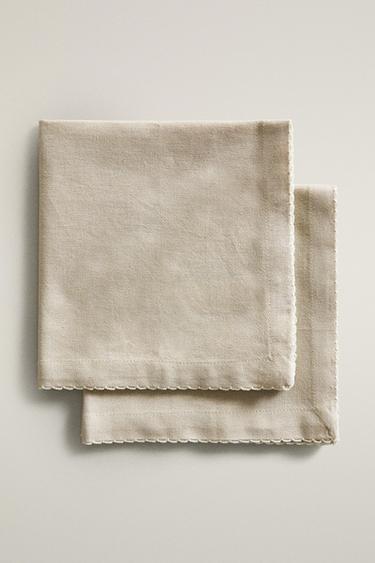 PACK OF PLAIN SCALLOPED NAPKINS (PACK OF 2) - Light beige by Zara