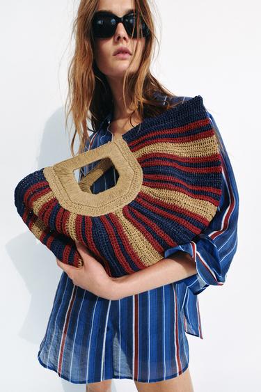 BOLSO ESTAMPADO EFECTO TRENZADO - Multicolor de Zara - Imagen 0