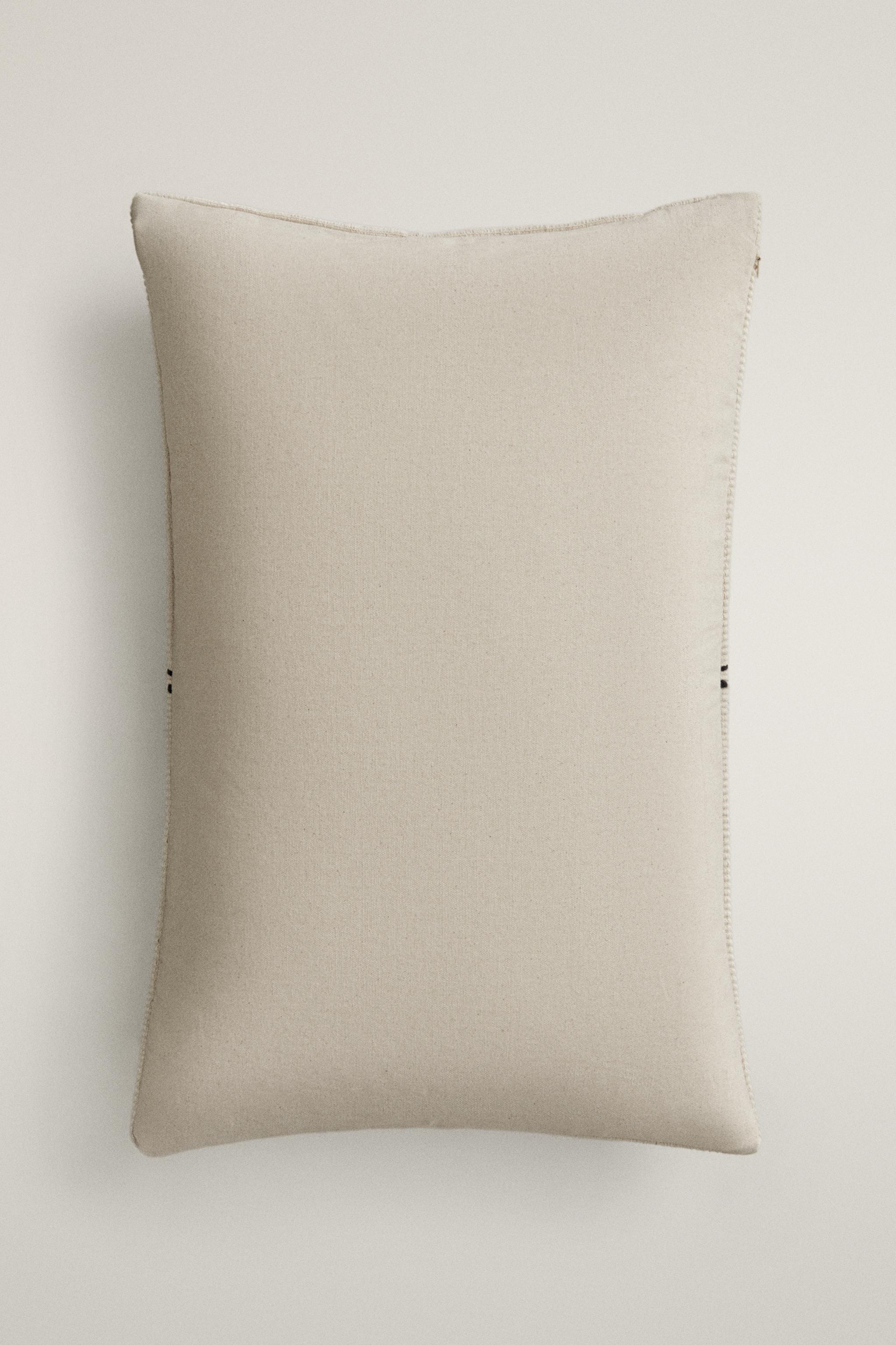 DOUBLE LINE THROW PILLOW COVER