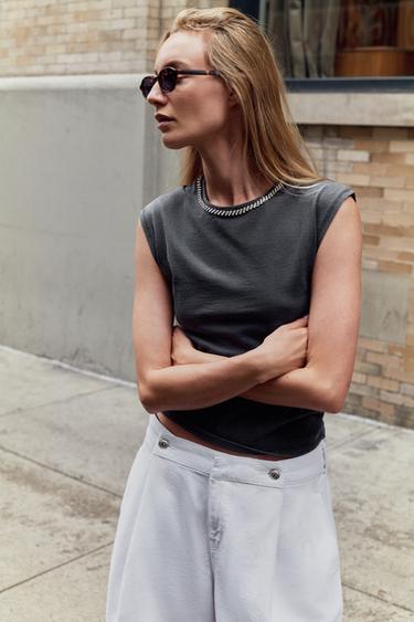 CAMISETA JOYAS EFECTO LAVADO - Gris antracita de Zara