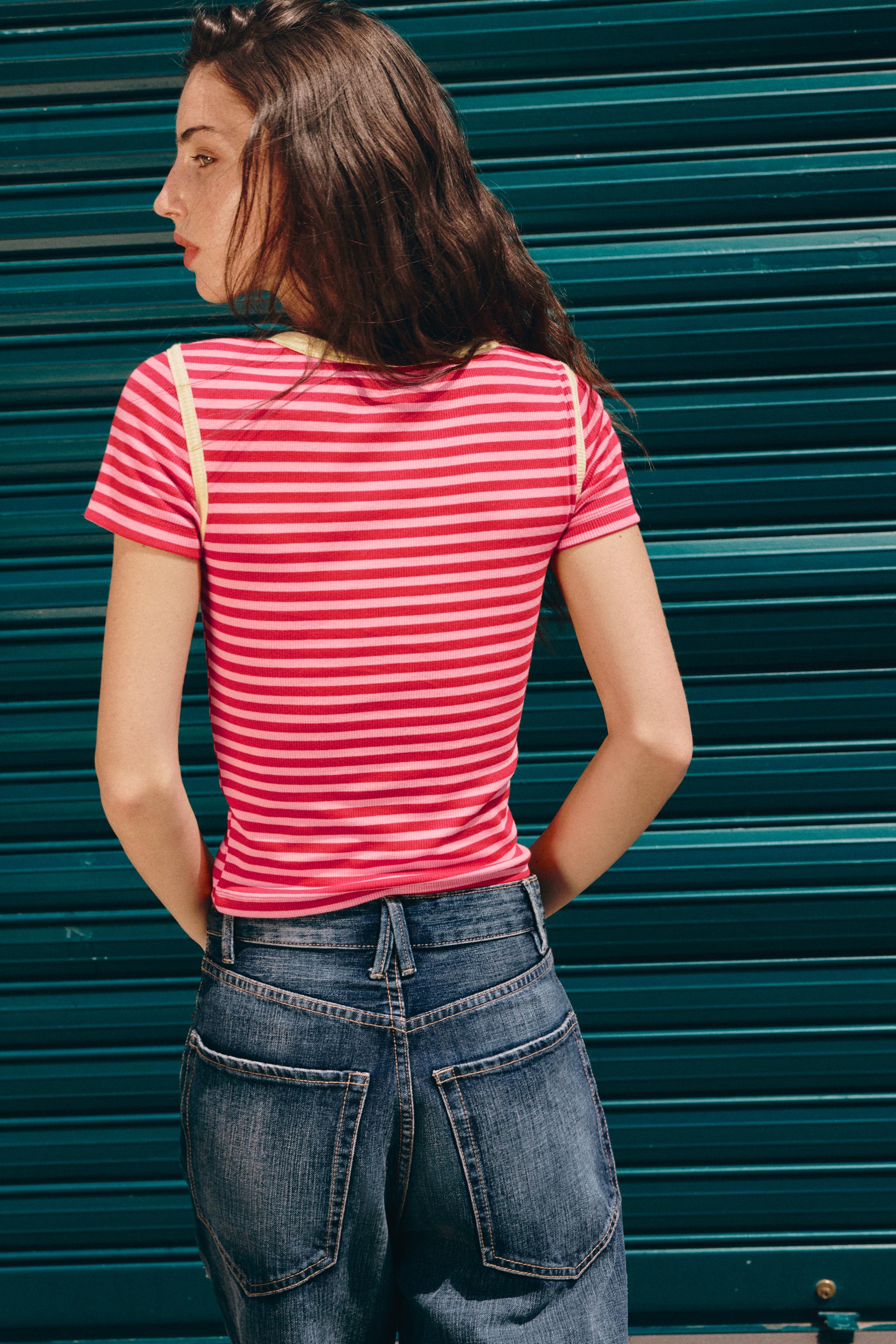 STRIPED RIBBED T-SHIRT