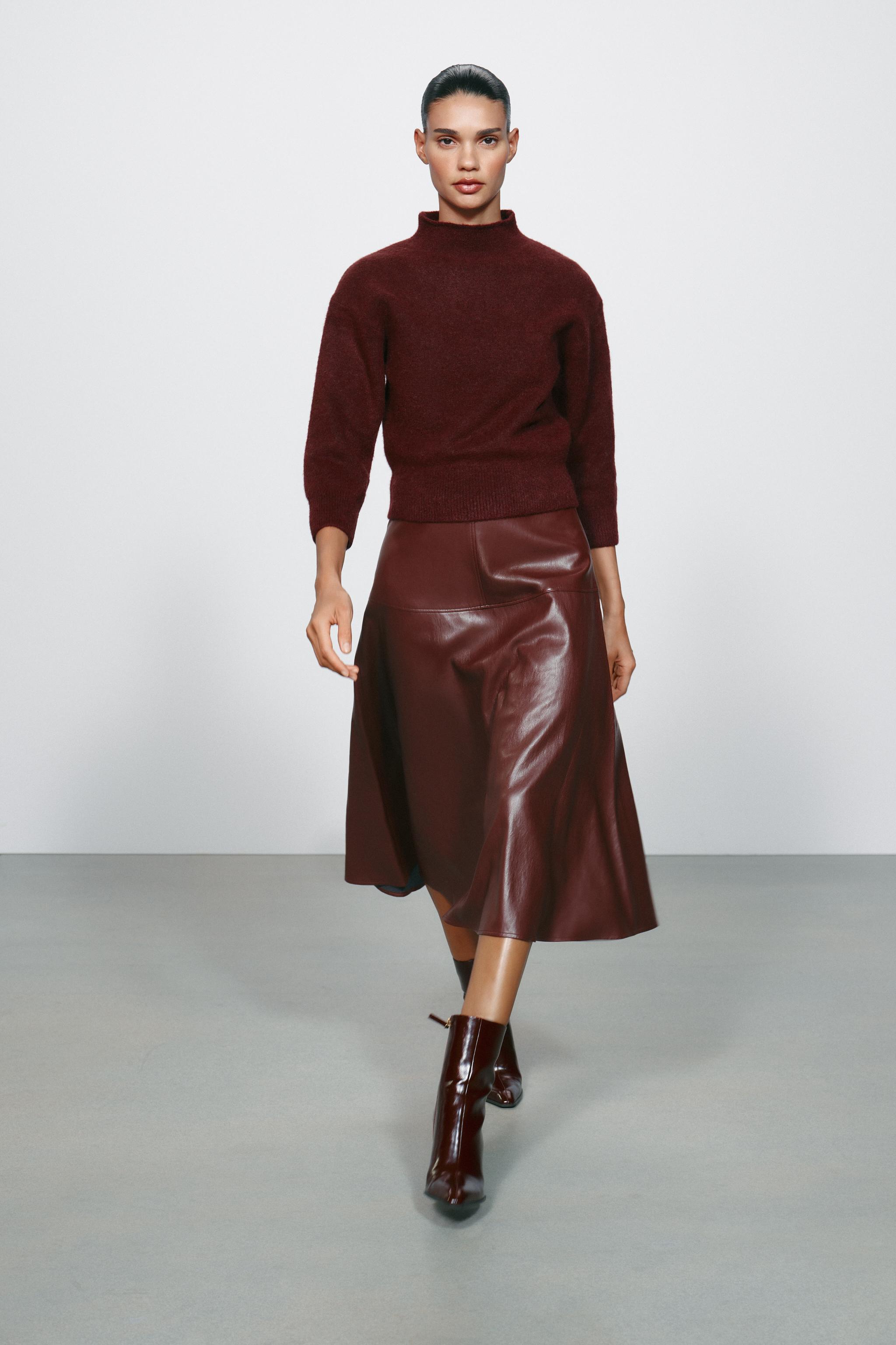 SOFT HIGH-NECK KNIT JUMPER