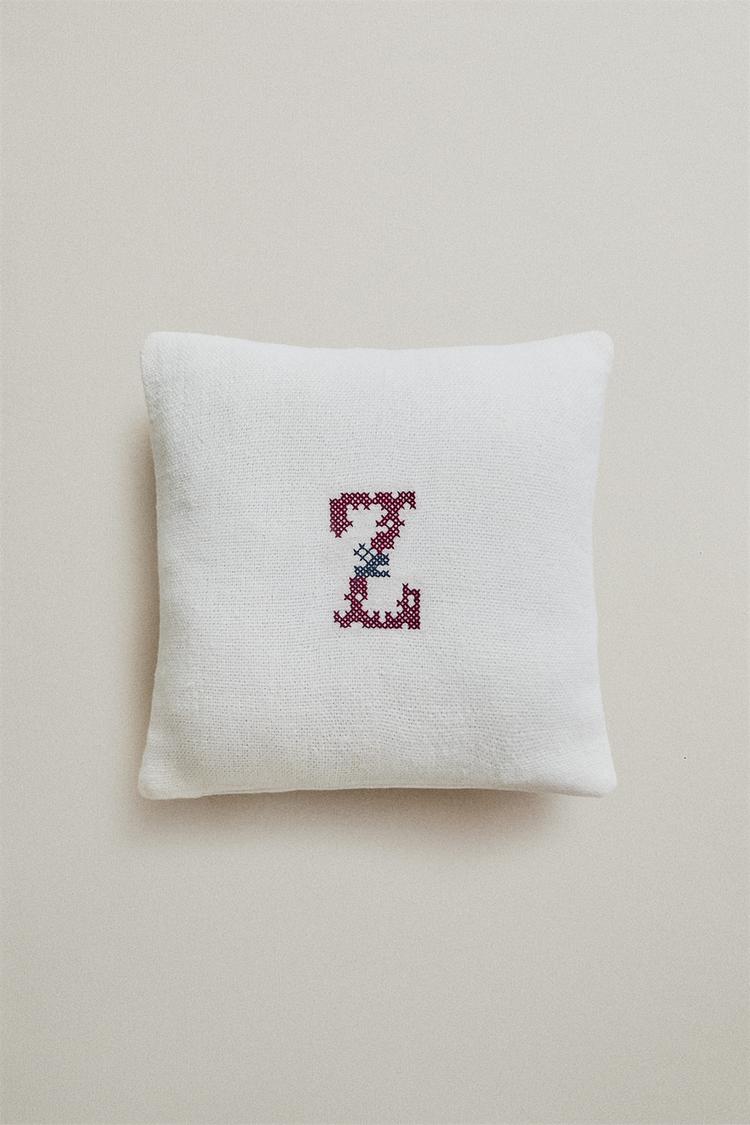 LINEN EMBROIDERED LETTER Z CUSHION — Ecru