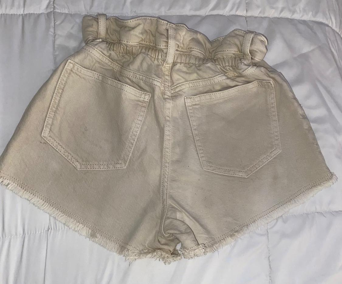 GARMENT DYED ELASTICIZED DENIM SHORTS - Image 2