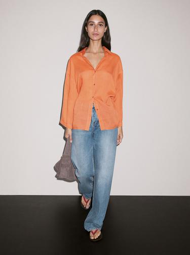 Camisa oversize con ramio - Teja de Zara