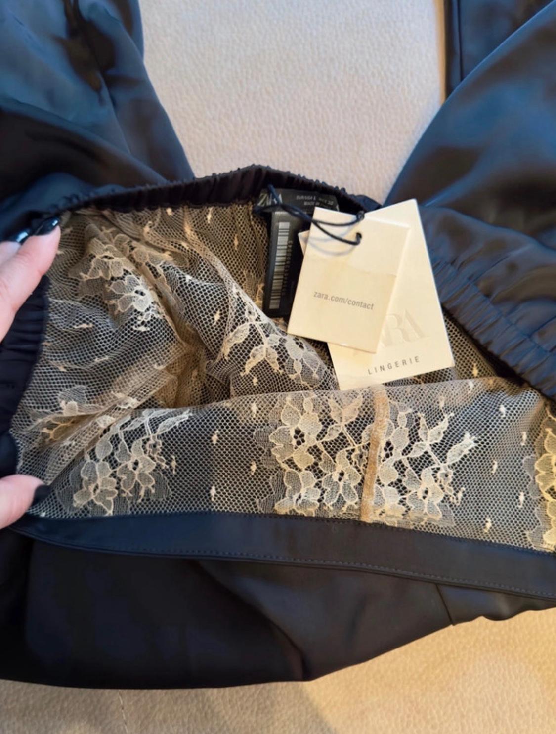 SATIN TROUSERS WITH LACE VENTS - Image 5