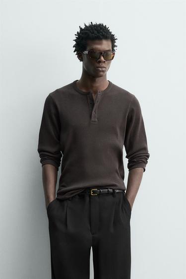 Zara 羅紋紐扣領 T 恤 - 黑色 / 棕色