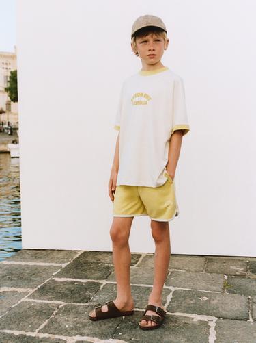 SPORTLICHES T-SHIRT- UND BERMUDA-SET - Gelb von Zara