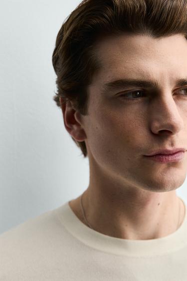 PULL EN MAILLE MÉLANGÉE VISCOSE - Blanc cassé de Zara - Image 4