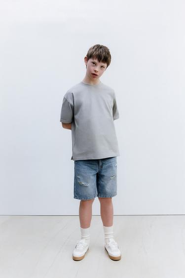 ORIGINAL RIPPED DENIM BERMUDA SHORTS - Light blue by Zara