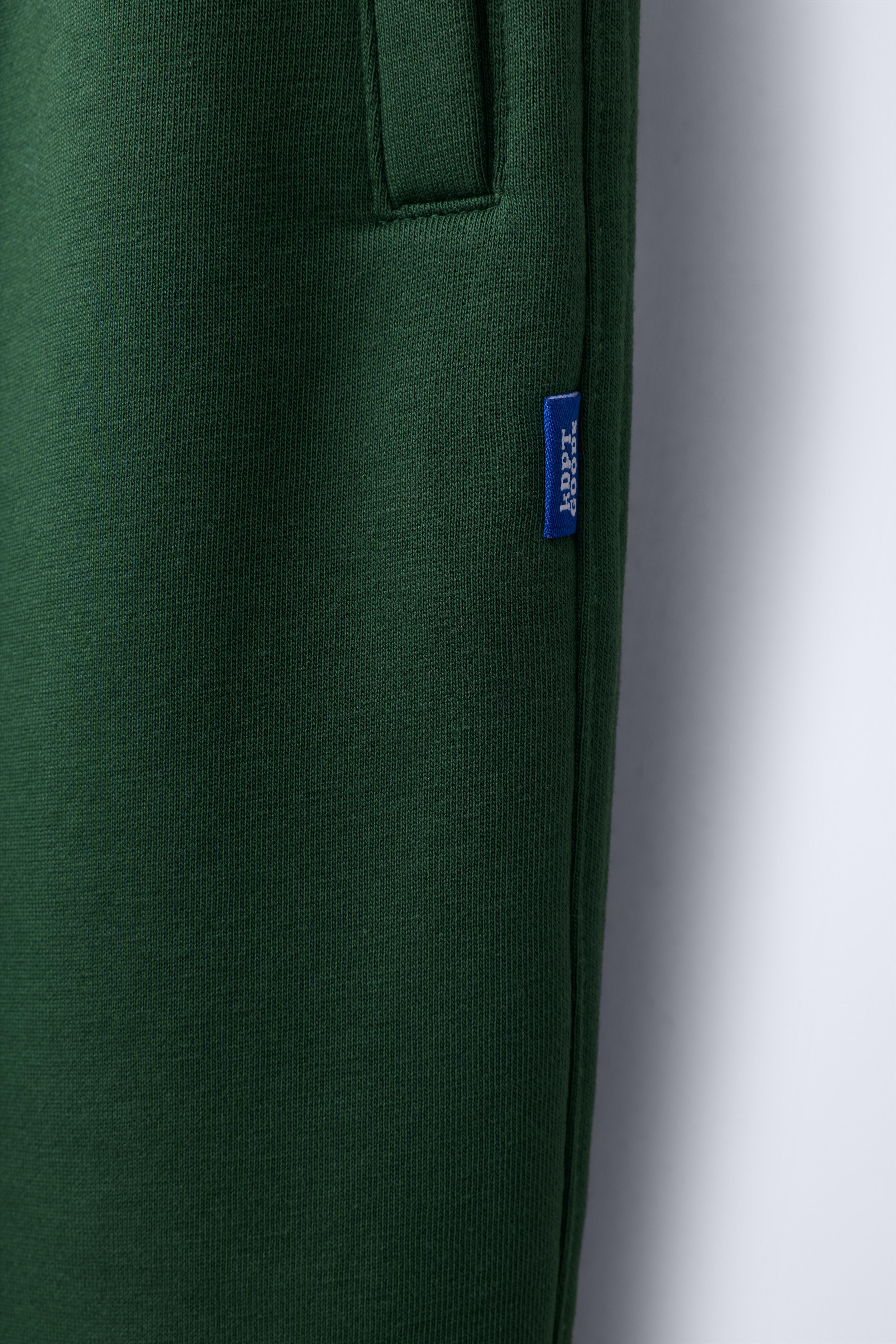 PLAIN FLEECE JOGGER PANTS WITH LABEL