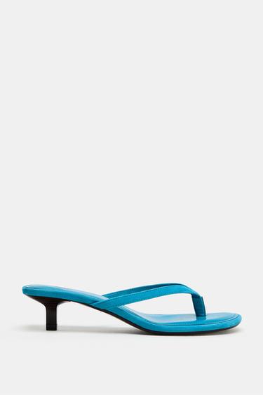 SANDALES KITTEN HEEL EN DAIM - Bleu turquoise de Zara