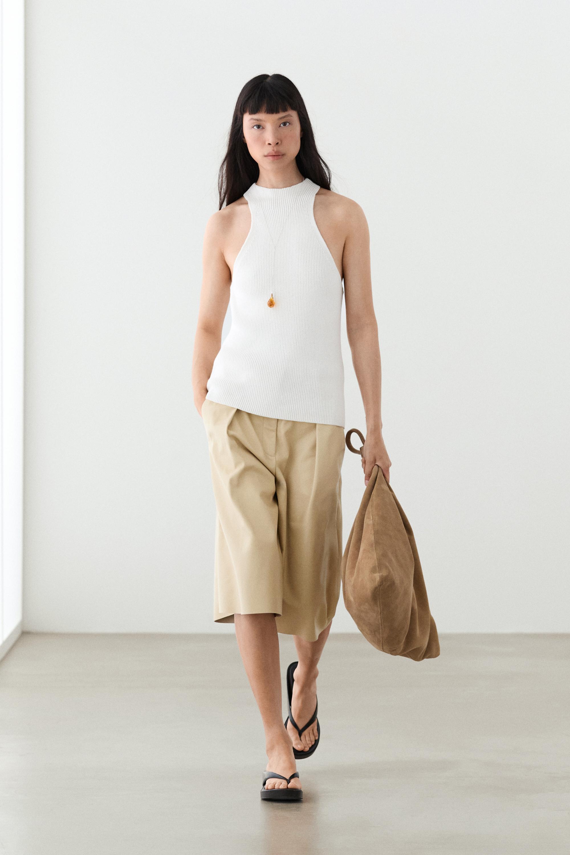 Cotton blend halter top with ribbed detail