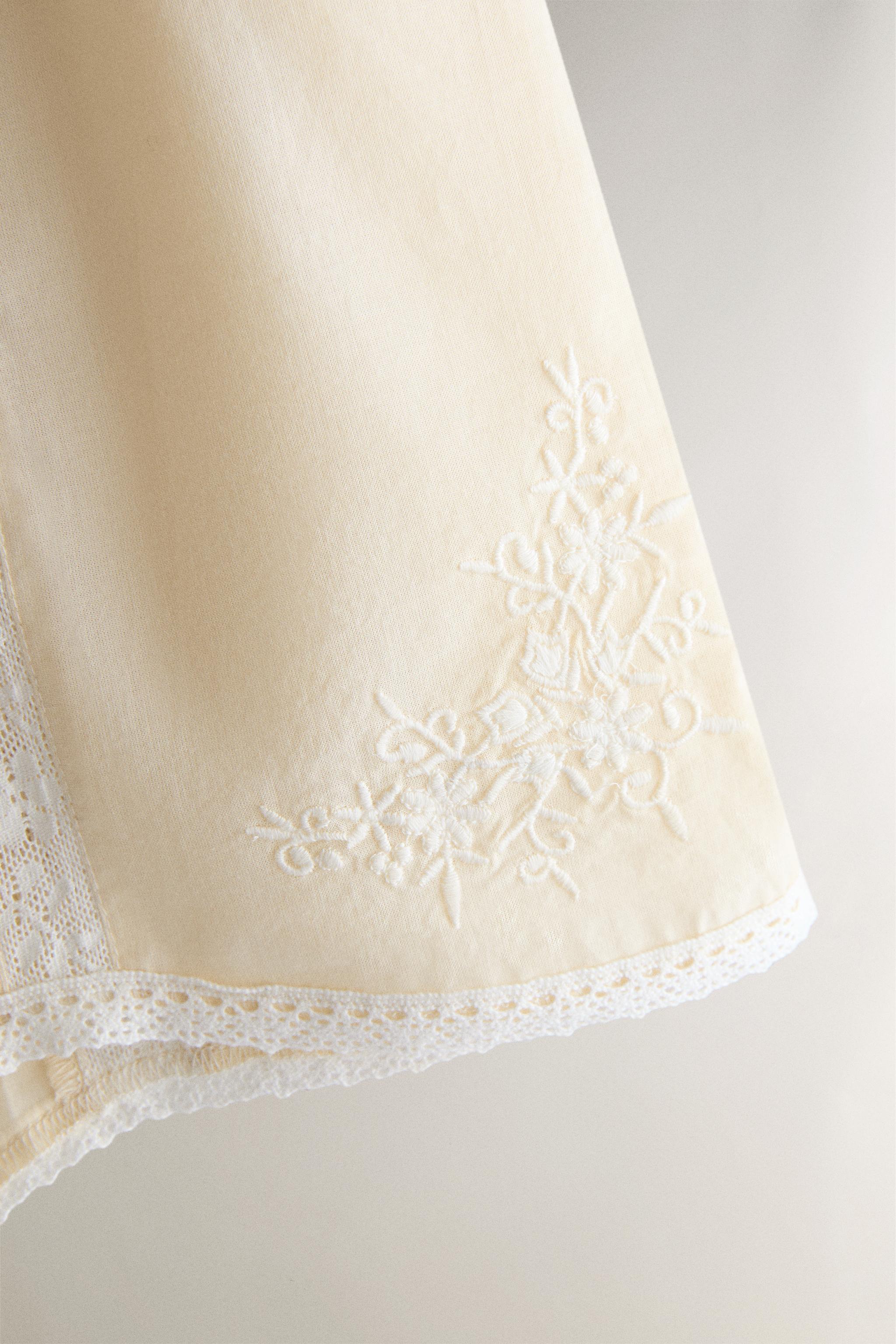 Женские шорты Zara EMBROIDERED LACE COTTON SHORTS — фото 3