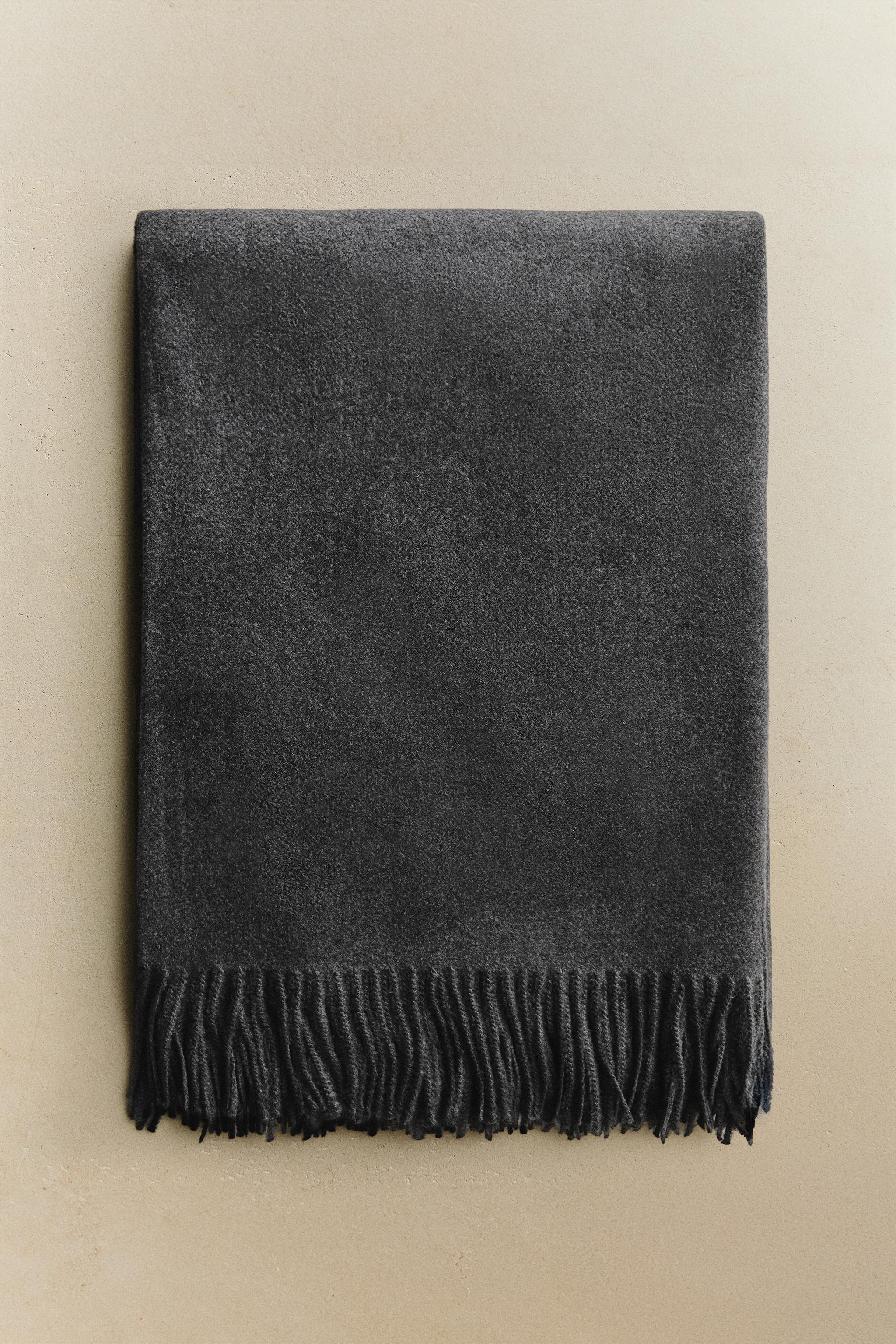 FRINGED SOFT BLANKET