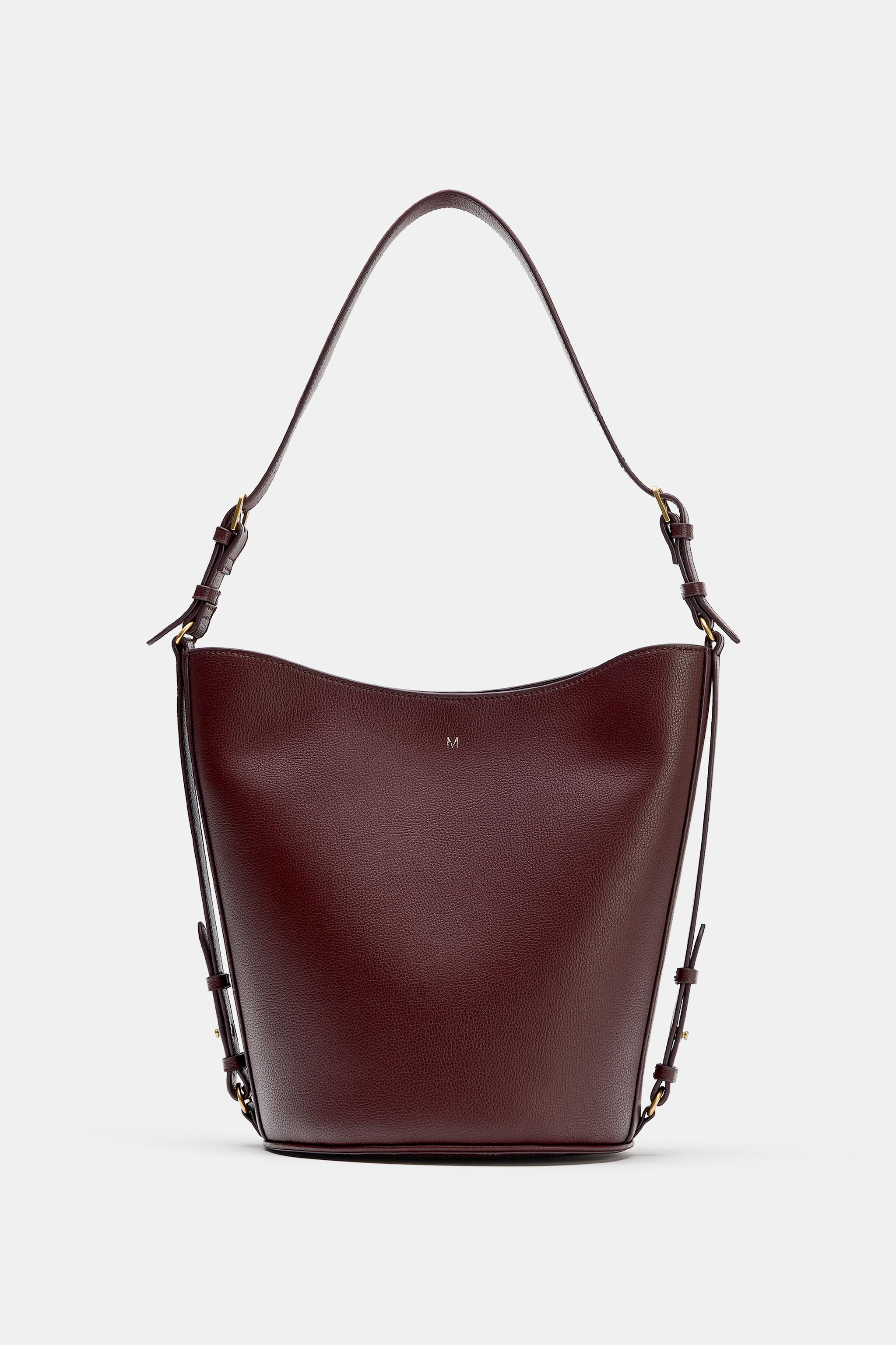 BUCKLE DETAIL BUCKET BAG