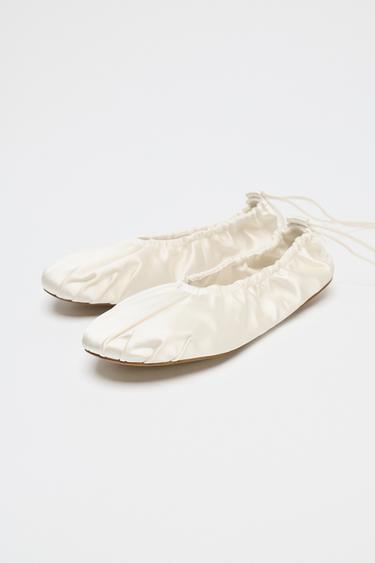 GATHERED SATIN-EFFECT BALLERINAS - LIMITED EDITION - Ecru by Zara - Image 2