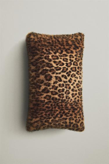ANIMAL PRINT CUSHION COVER - Leopard by Zara