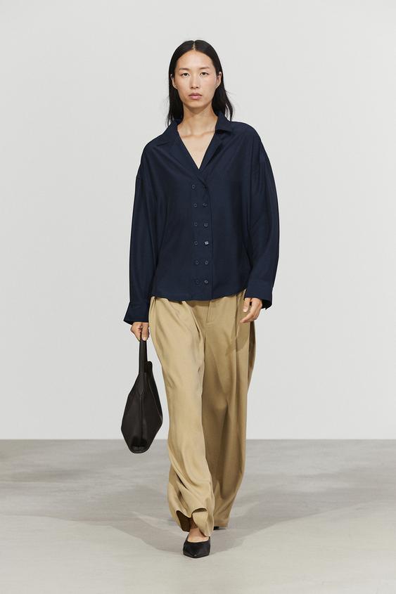 Camisa fluida detalle doble botonadura - 452 de Zara - Imagen 0