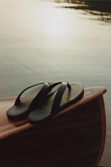 LIMITED EDITION LEATHER SANDALS - Black by Zara
