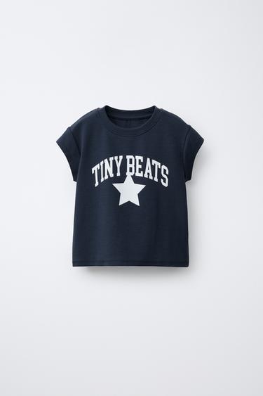 CAMISETA ESTAMPADA TEXTO Y ESTRELLA - Marino de Zara